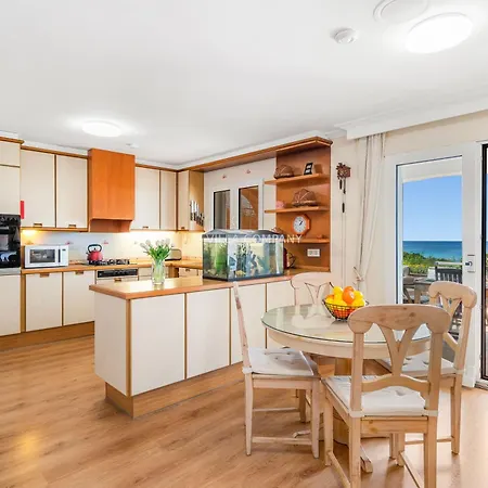 Casa Blanca By La Company